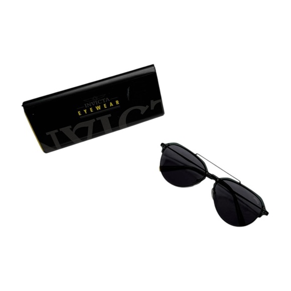 Black Aviator Light Framed Sunglasses With Case - Picture 2 of 5